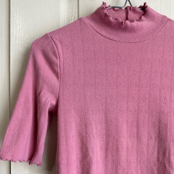 GAP Pointelle Fitted Mockneck Shirt - Picture 2 of 6